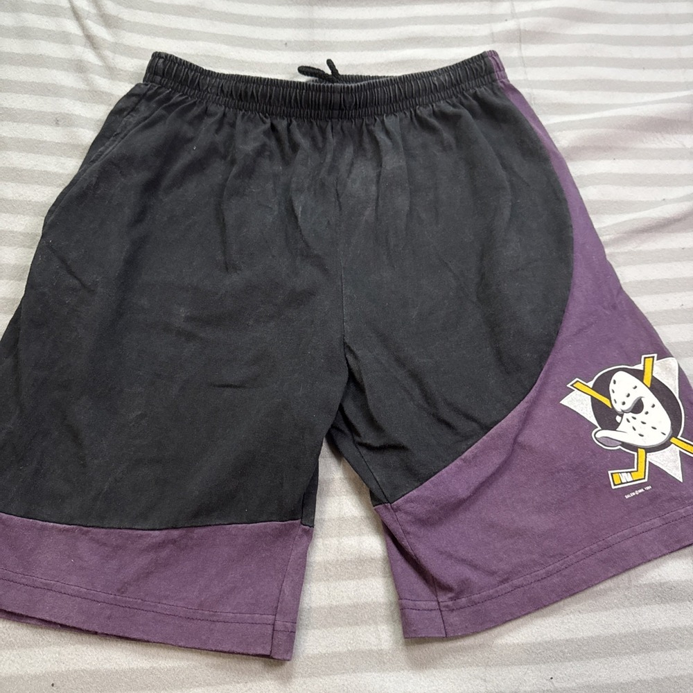 Vintage 1994 Mighty Ducks Of Anaheim NHL USA  Salem‎ Sportswear Sz XL Shorts HTF